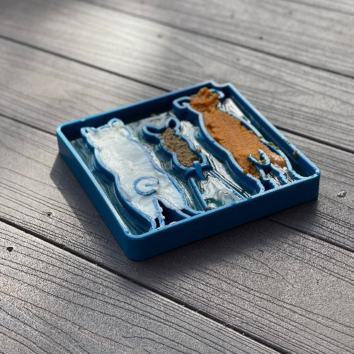 Waiting Dogs eTray - Shallow Slow Feeder Bowl for Enrichment | USA Made
